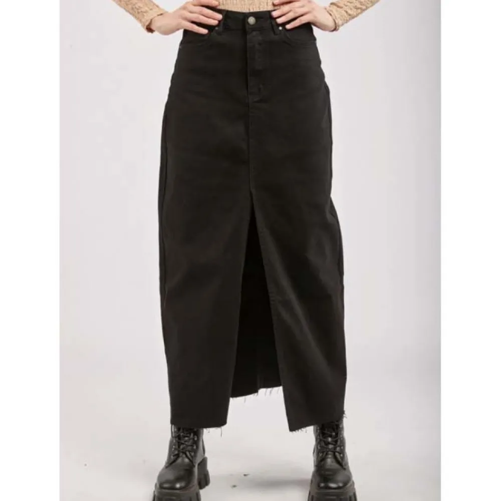 Flash Sale * Denim Slit Skirt - Black Antal