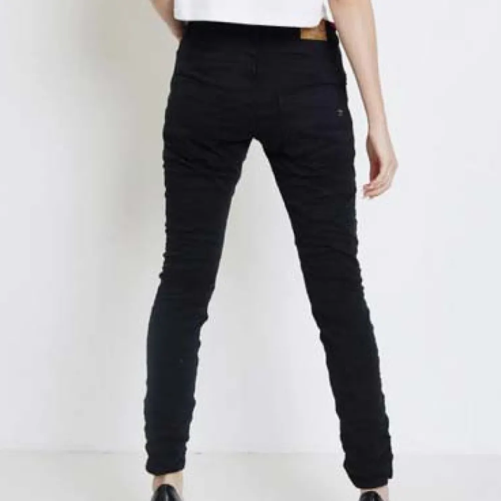 Online * Place Du Jour Pant - Black Antal